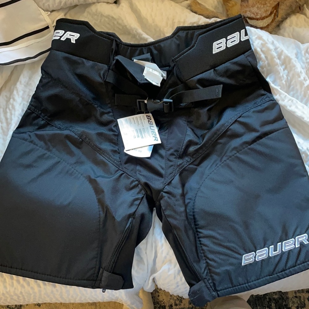 Bauer Black Hockey Pant Covers for Breezers